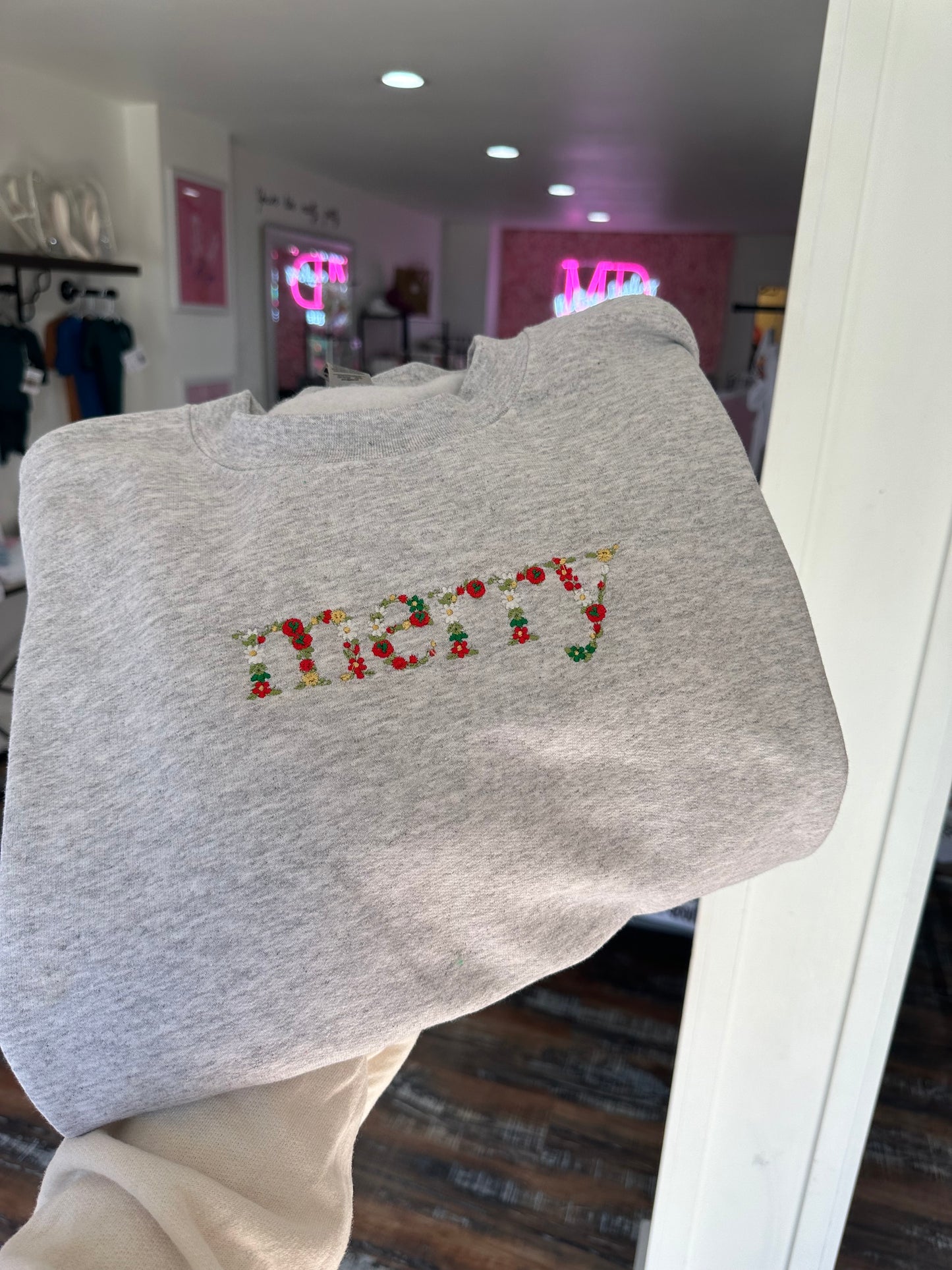 Merry floral embroidery