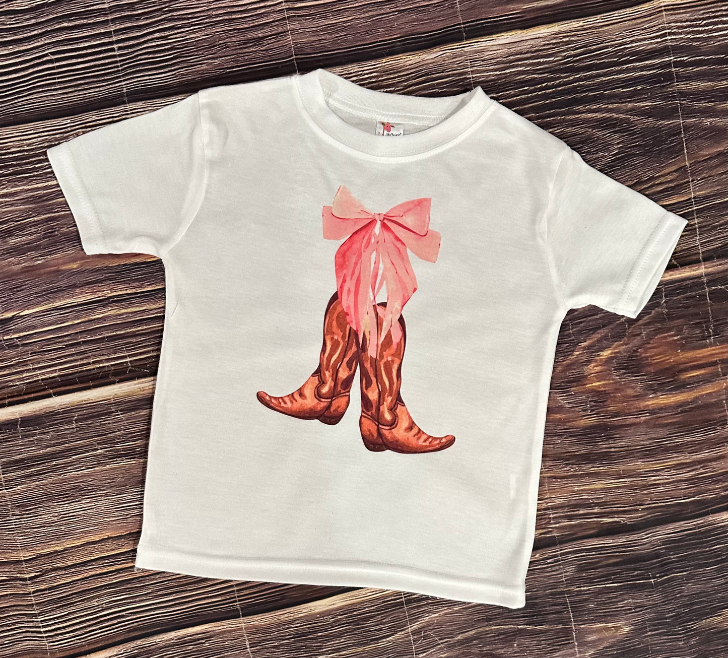 Boots and bows tee