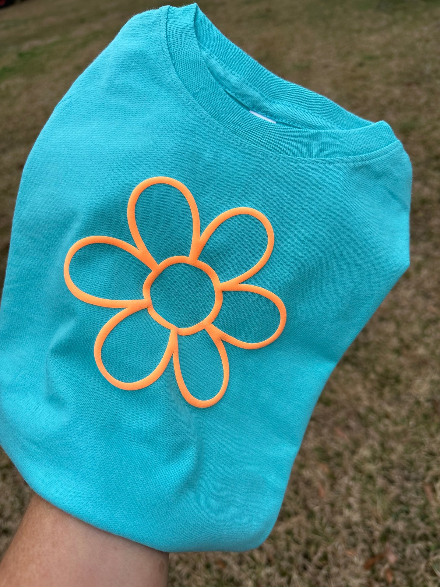Puff Daisy tee