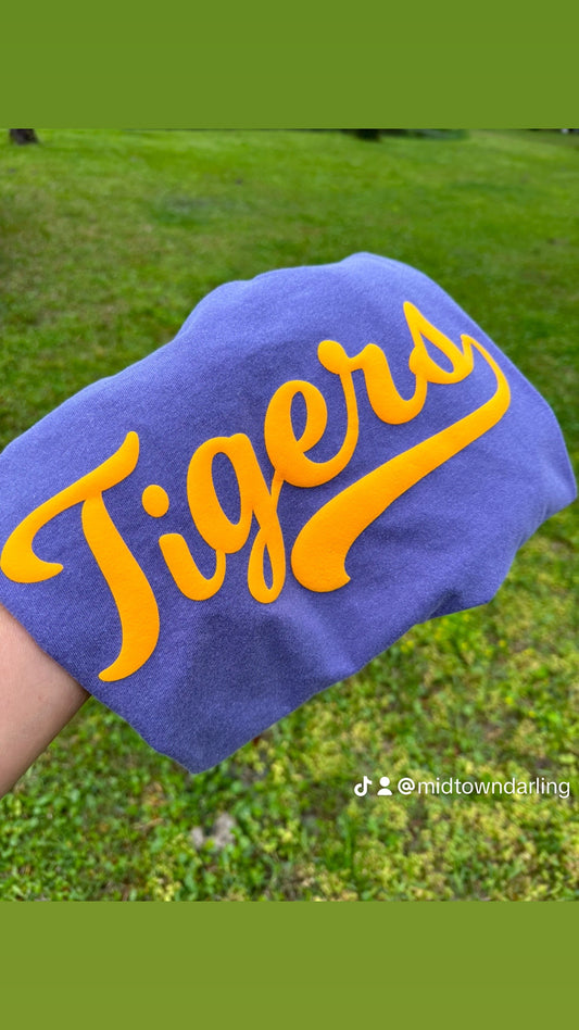 LSU puff tee