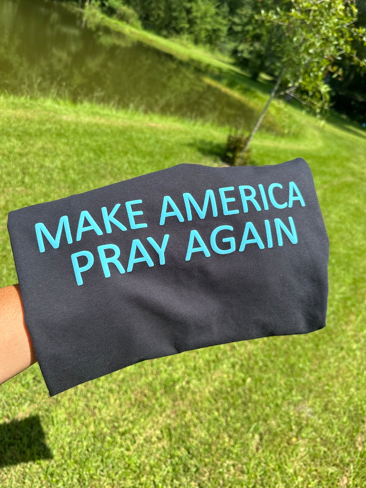 Make America Pray Again puff comfort color tee