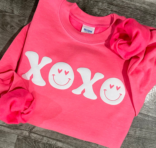 Neon pink xoxo smiley swsh