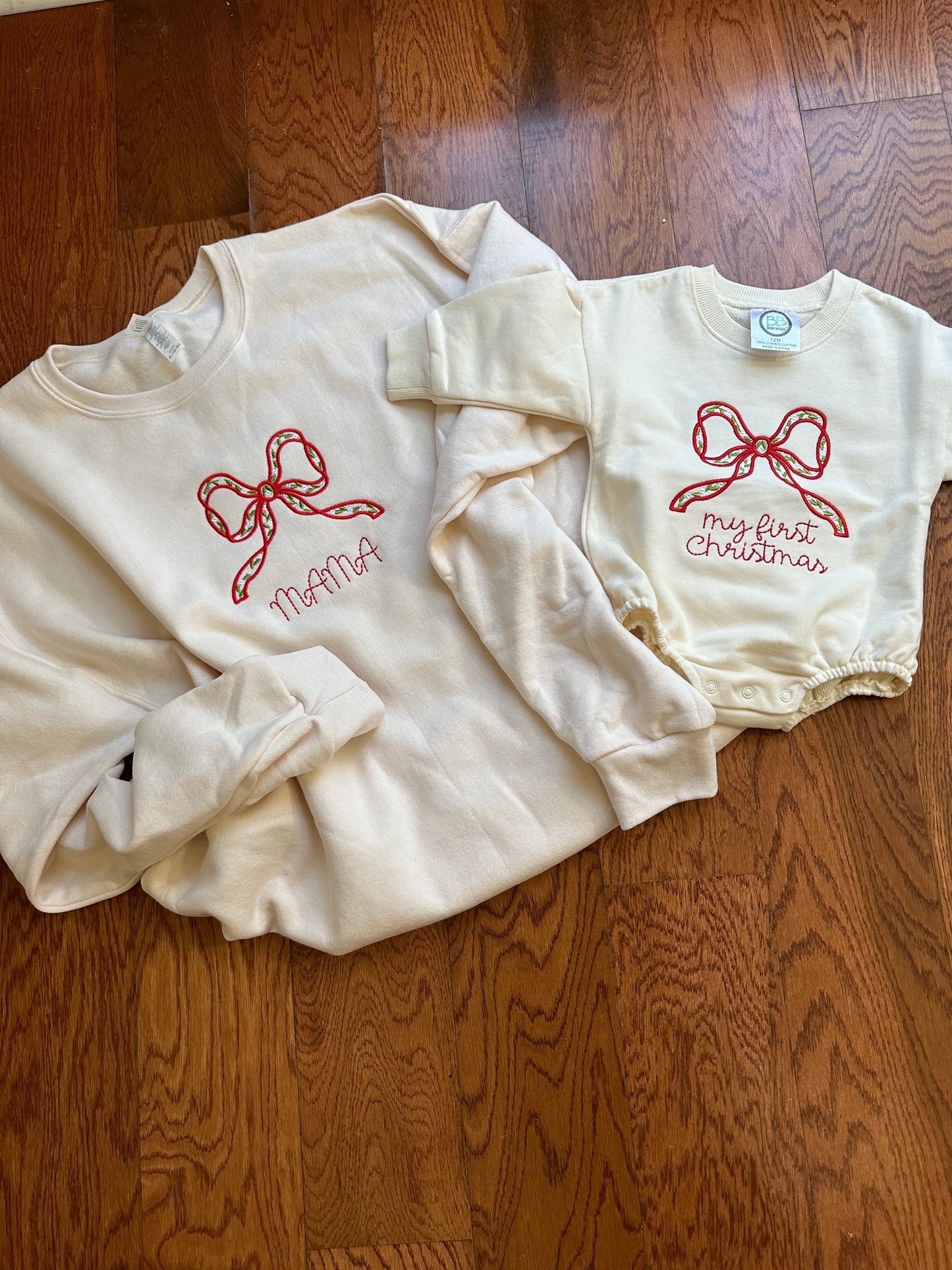 Mama bow sweatshirt