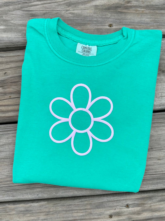 Puff Daisy tee