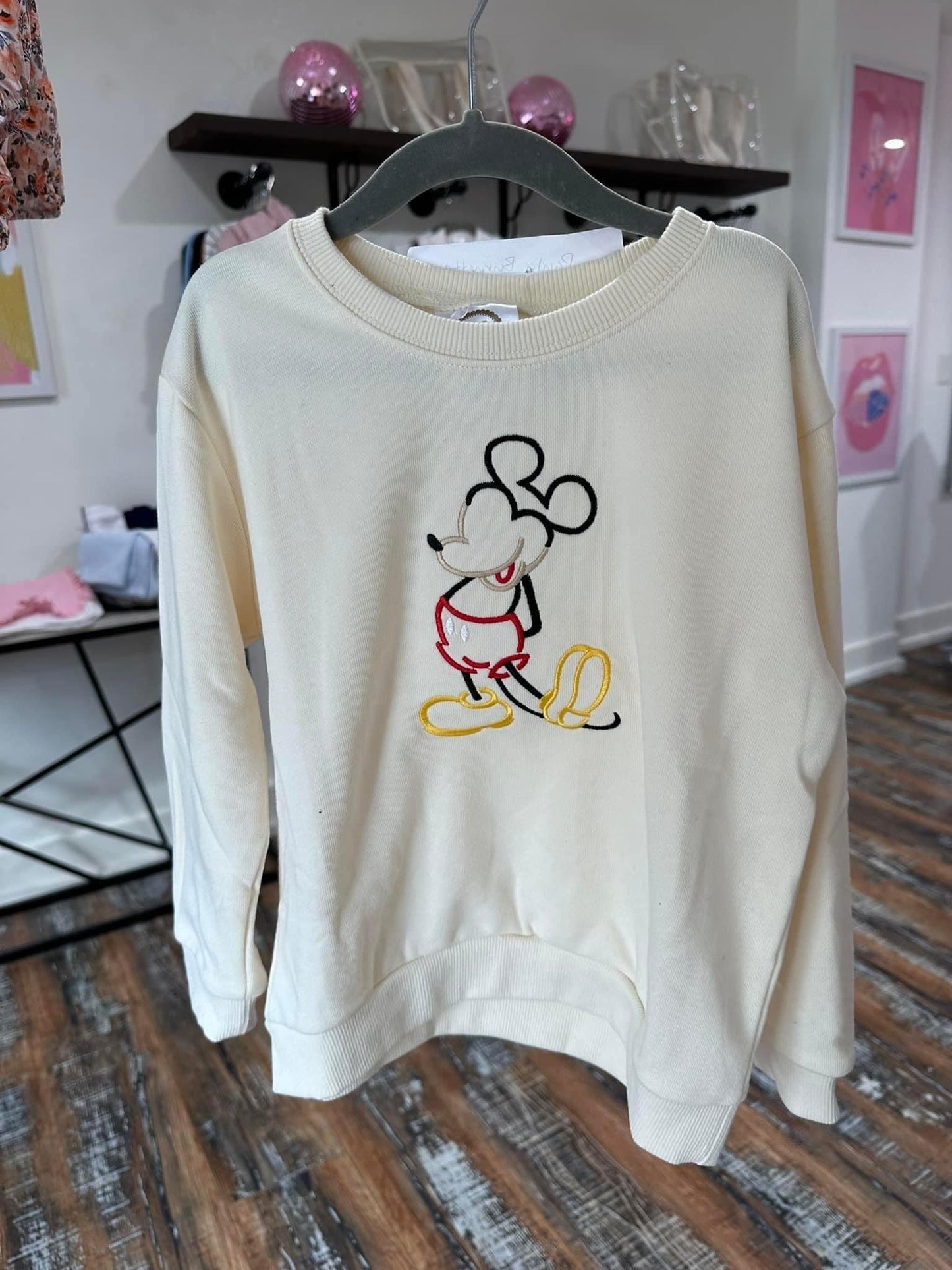 Minnie/mickey sketch embroidery
